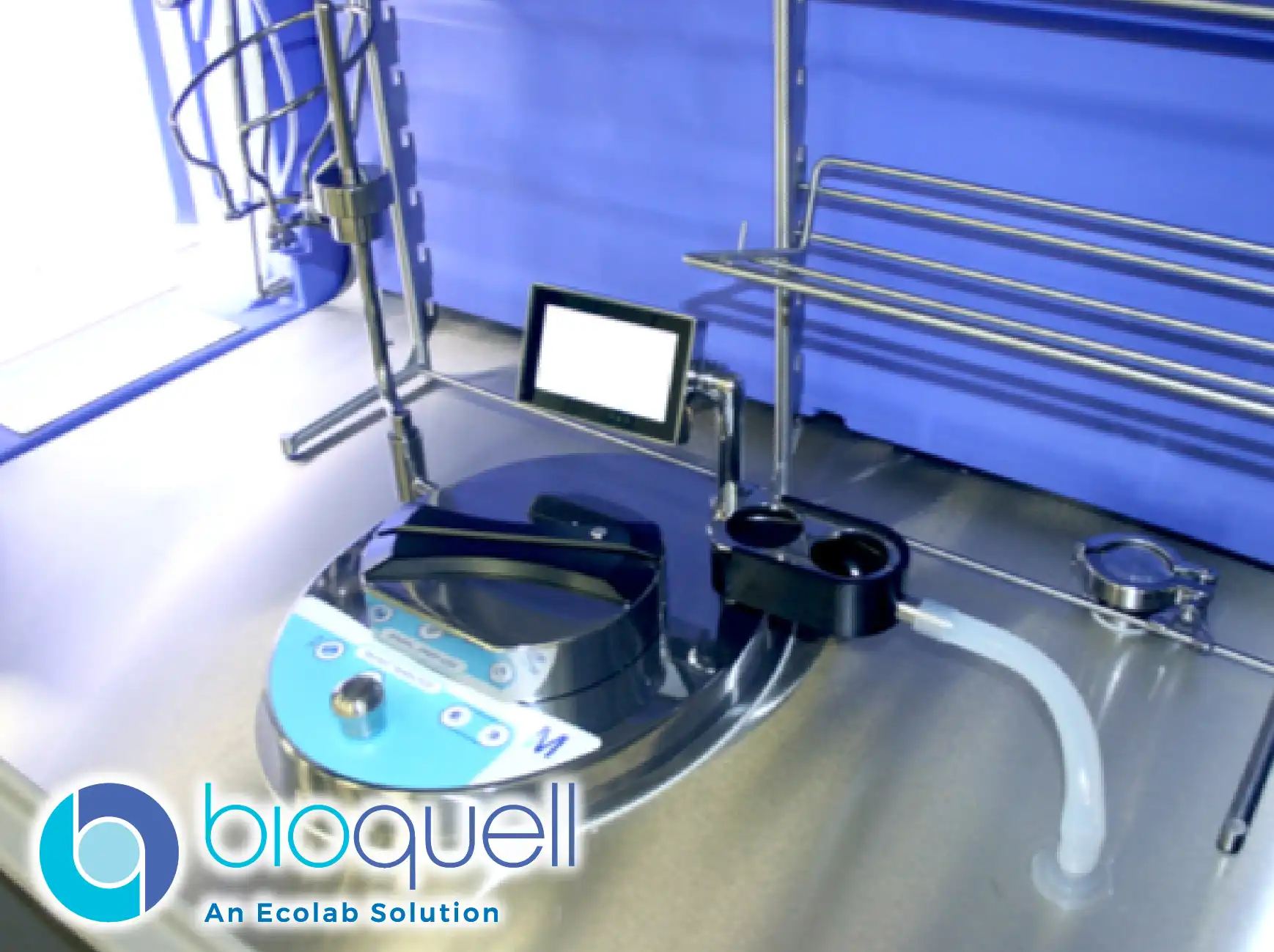 Bioquell Qube – Pharmaceutical Isolator